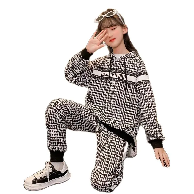 

Комплект спортивной одежды для девочек 8-12 лет, клетчатый свитшот с капюшоном и брюки в стиле пэчворк, комплект одежды из 2 предметов для подр...