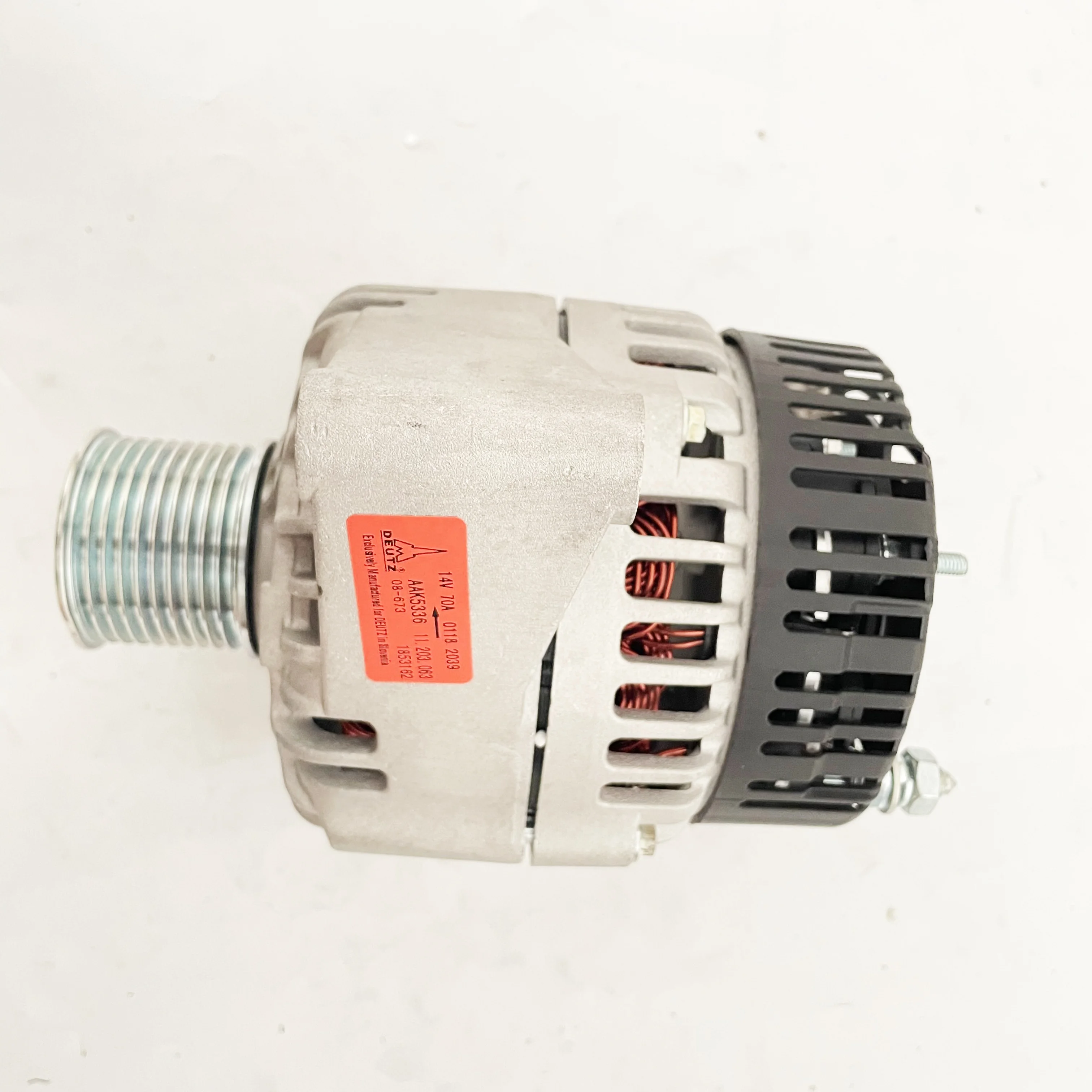 

High quality deutz alternator 01182039 14V 70A alternator