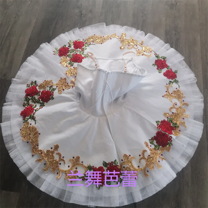 Профессиональный индивидуальный размер 12-слойная одежда для выступлений детей