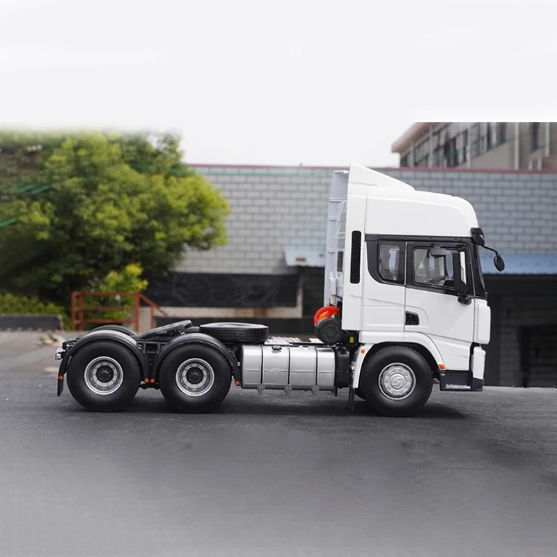 Литой под давлением масштаб 1:24 грузовик X3000