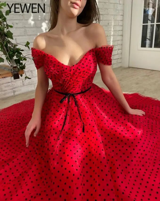 

2022 New One-shoulder Evening Dress Beach Dance Afternoon Tea Party Red Dot Tulle Fabric Dress Vestidos De Fiesta De Noche