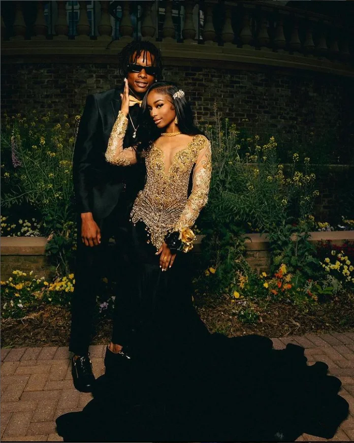 Вечерние платья черного золотого и розы по индивидуальному заказу блестящие для