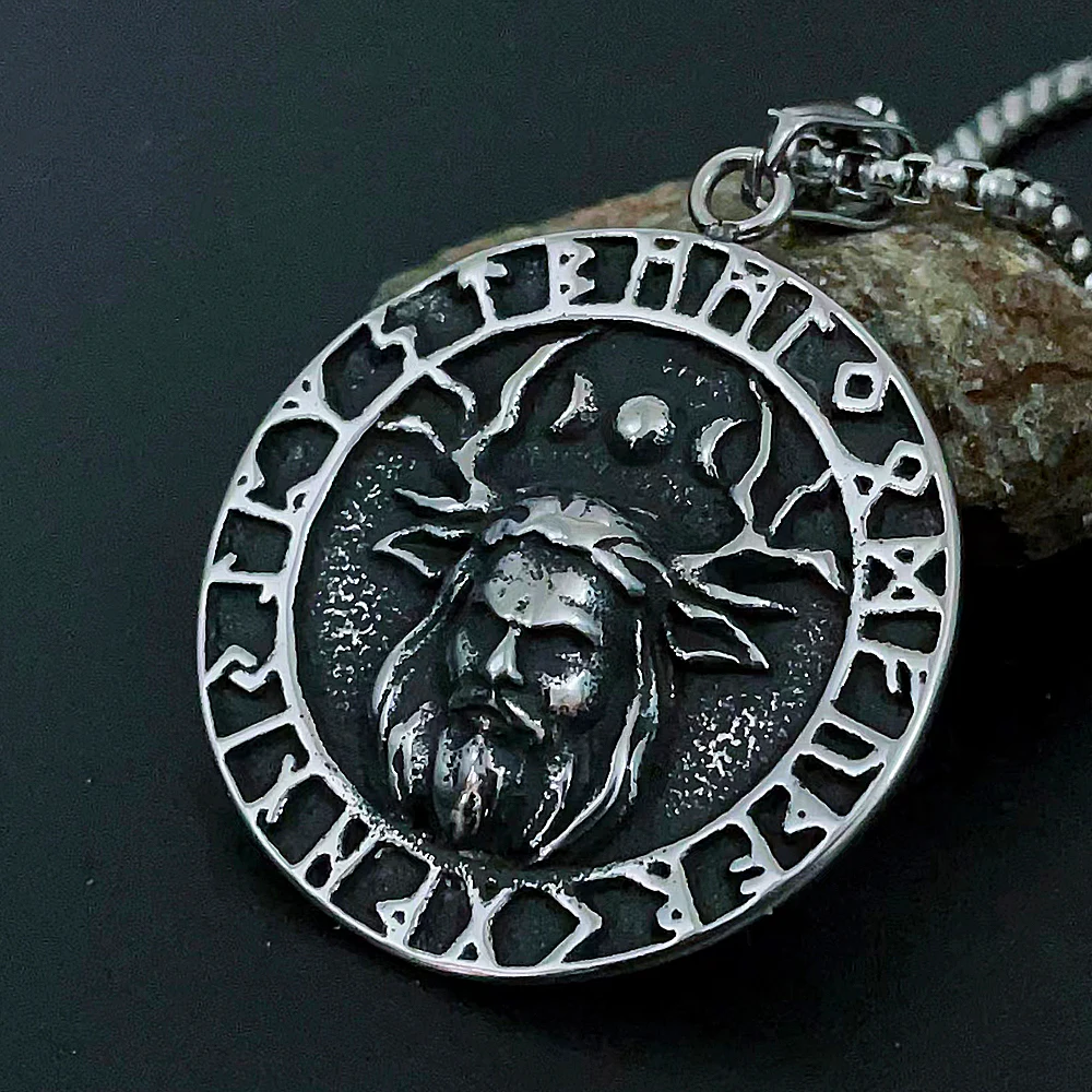 

Vintage Nordic Warrior Odin Pendant Stainless Steel Fashion Viking Rune Necklace For Man Chain Amulet Jewelry Wholesale