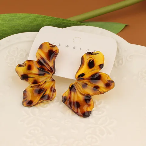 Серьги-гвоздики HMKEA акриловые леопардовый принт