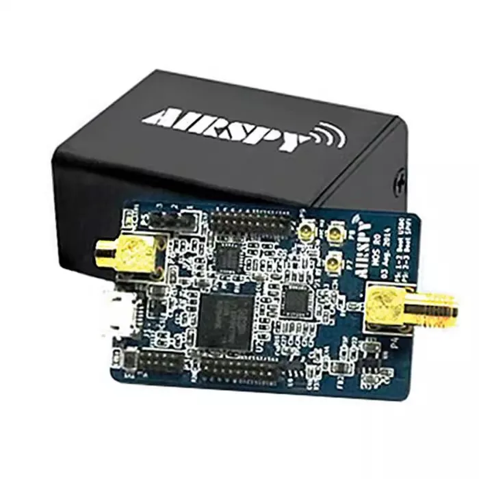 Фото Новый высокопроизводительный портативный программный приемник Airspy R2 Advanced VHF/UHF №3