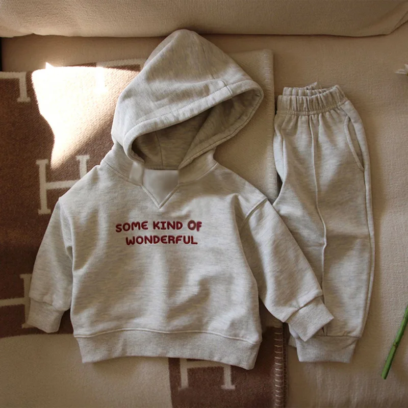 

Children's INS Autumn and Winter New Two Piece Set for Boys and Girls' Fashionable Hooded Letter Terry Sweater Casual Sports Set