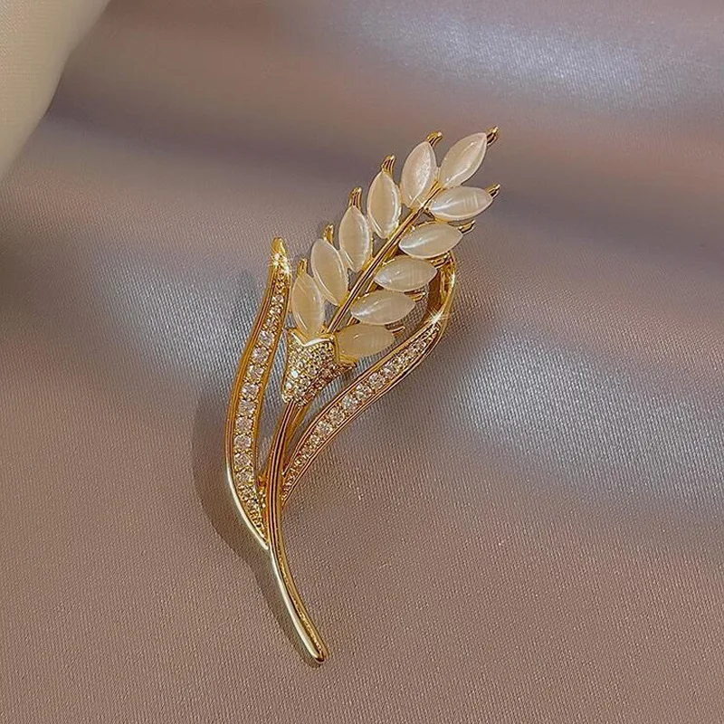 

Women's Fashion Shiny Crystal Zircon Inlaid Wheat Ears Brooch Buckle Pin Temperament Wild Suit Clothing Accessories