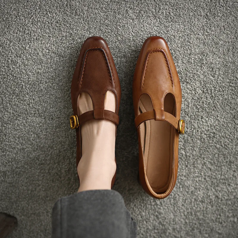 Women's Retro Leather Shoes Low-Top Comfortable Single Shoes Retro Hollowed Out Loafers Women's Low-Heeled Fashion Single Shoes