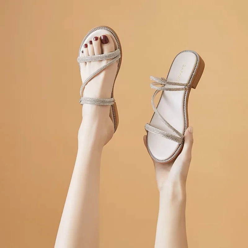

Sandals Women's 2023 Summer New Fairy Wind Water Drill Flat Bottom All-match Fashion Outerwear Sandals and Slippers