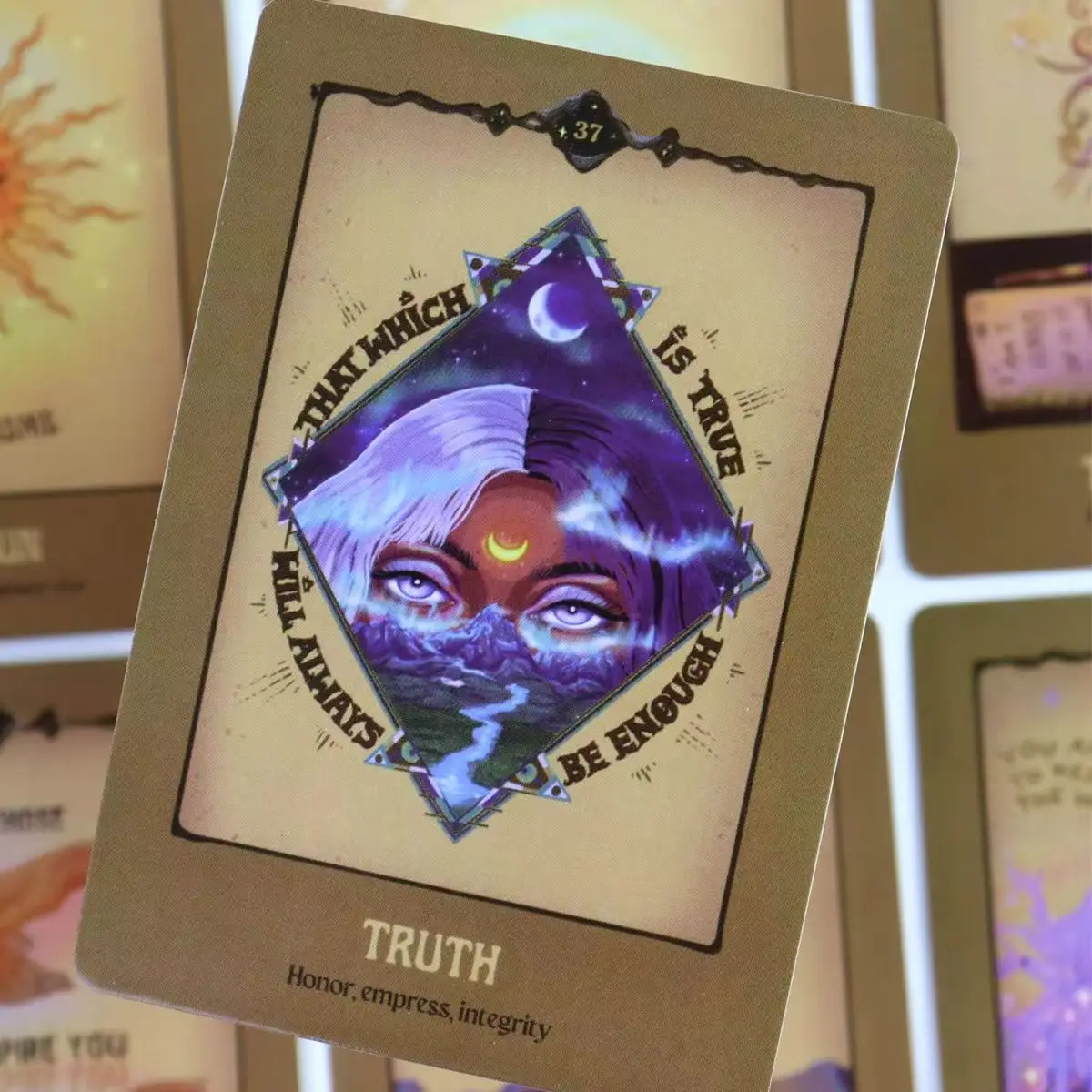 Атомайзер с изображением волшебного духа 10 4*7 3 см: яркость вас 44 карты