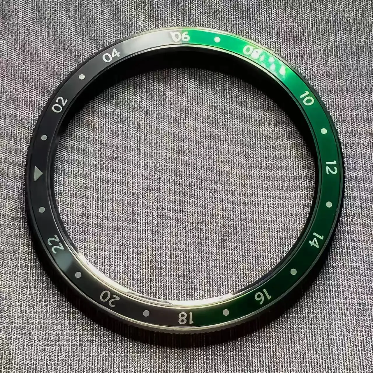 С Bluetooth-рамкой из нержавеющей стали Black Rainbow с двумя часовыми поясами Синий безель