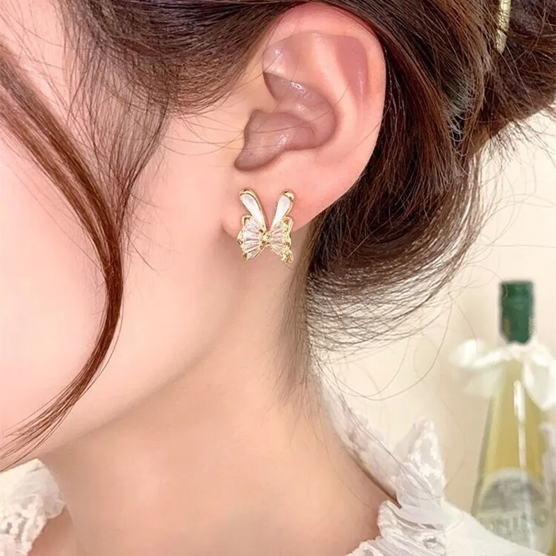 

Charm Tiny Micro Inlaid Exquisite Shine Zircon Butterfly Earrings For Women Rabbit Ears Luxury Earrings Trendy Jewelry Ear Stud