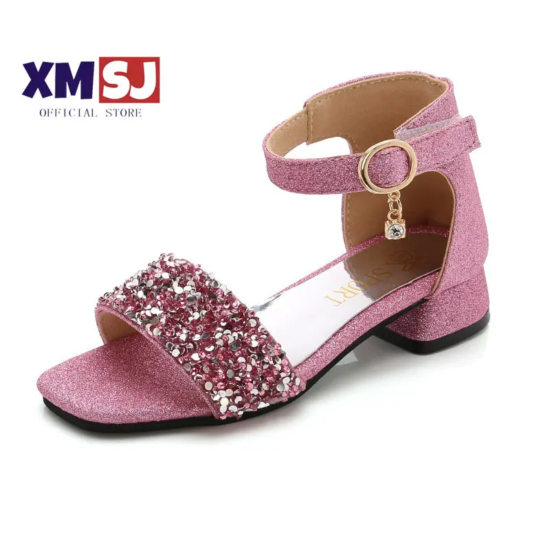 

Girls Sandals Summer 2022 New Kids Fashion Korean Princess Open-toe Shine Children Low Heels Solid Dress Shoes for Party Shows
