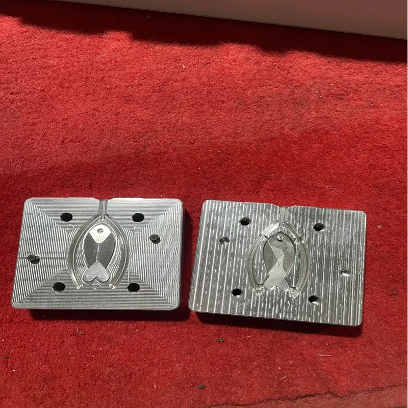 

Customization of Vertical Injection Molding Machine Mold