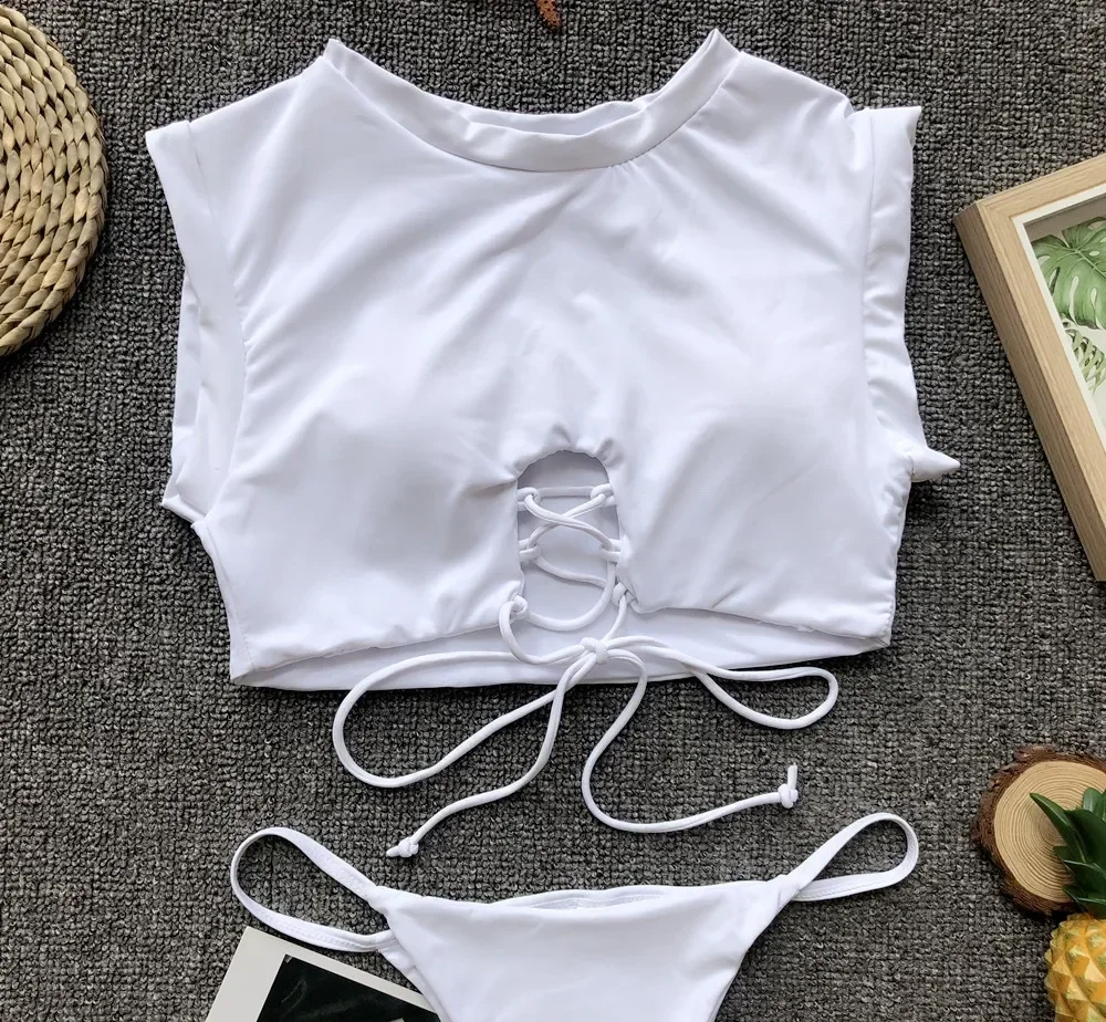 Сексуальный купальник из двух предметов женский с белыми полыми перекрестными