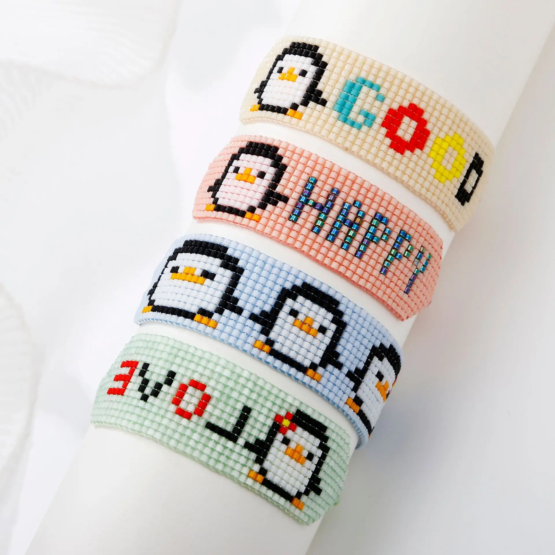

Colorful adjustable handmade animal cute happy penguin rice beads little girl bracelet student bracelet