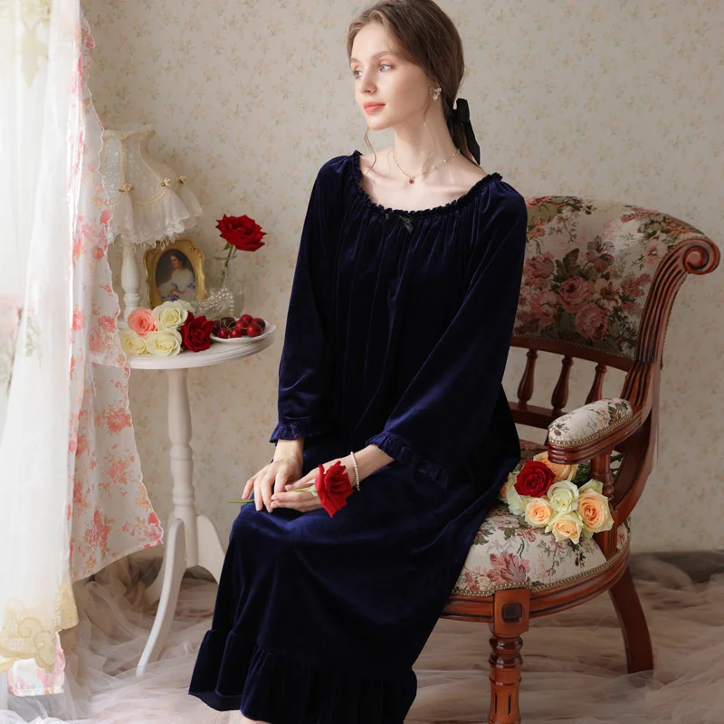 Nightgown Women Velvet Fleece Long Sleeve Nightdress Solid Vintage Retro Autum Sleepdress Winter Warm Comfy Nightwear Plus Size