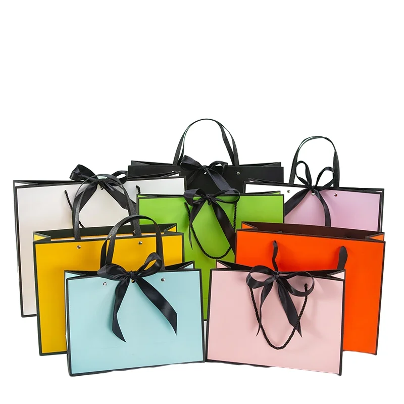 

Pretty Pink Kraft Gift Bag Gold Present Box For Pajamas Clothes Books Packaging Gold Handle Paper Box Bags Kraft Paper Gift Bag