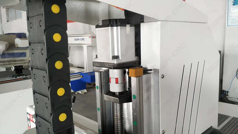 4 оси для резьбы по дереву |