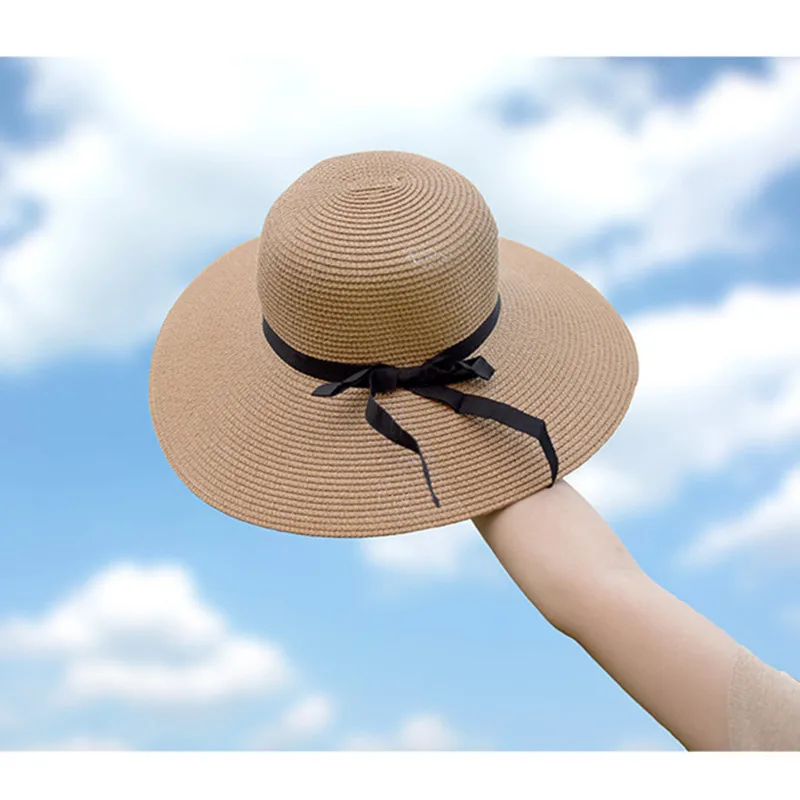 Летела шляпа. Шляпа от солнца. Соломенная шляпа. Пляжная шляпа. Шляпа летняя соломенная.