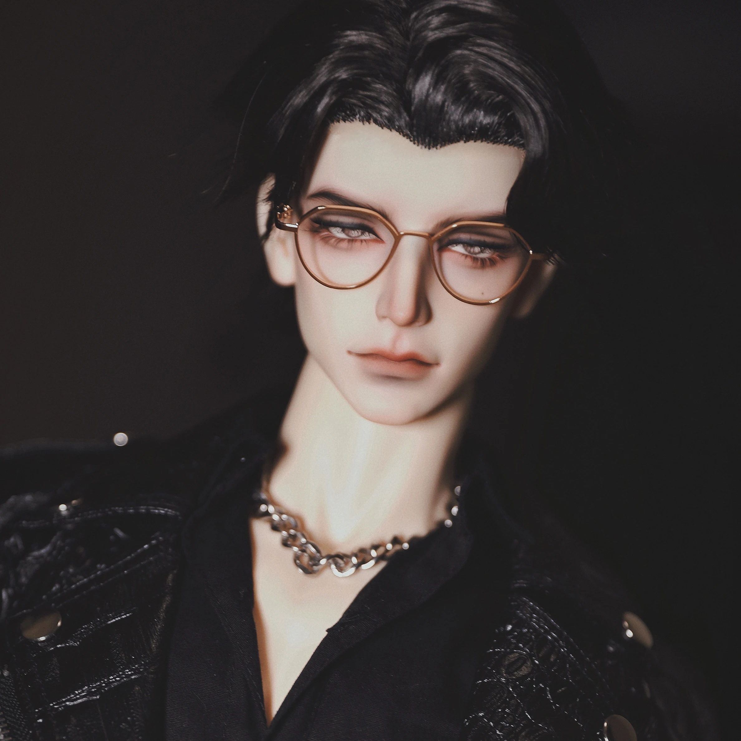 New 1/3 70cm BJD doll sd soon King Glasses Men's uncycle Zhuang can move spot advanced resin toy makeup