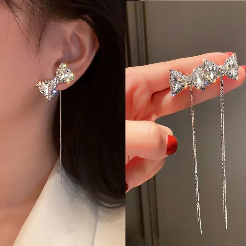

2022 New Fashion Trend Shiny Delicate Rhinestone Bow Tassel Pendant Earrings Ladies Jewelry Everyday Wedding Party Gifts