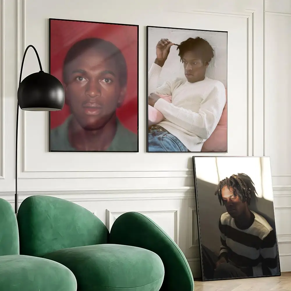 Фото Постер с изображением певца D-Daniel Caesar, водонепроницаемая наклейка на стену для украшения домашнего бара, самоклеящаяся настенная декоративная наклейка для комнаты №1