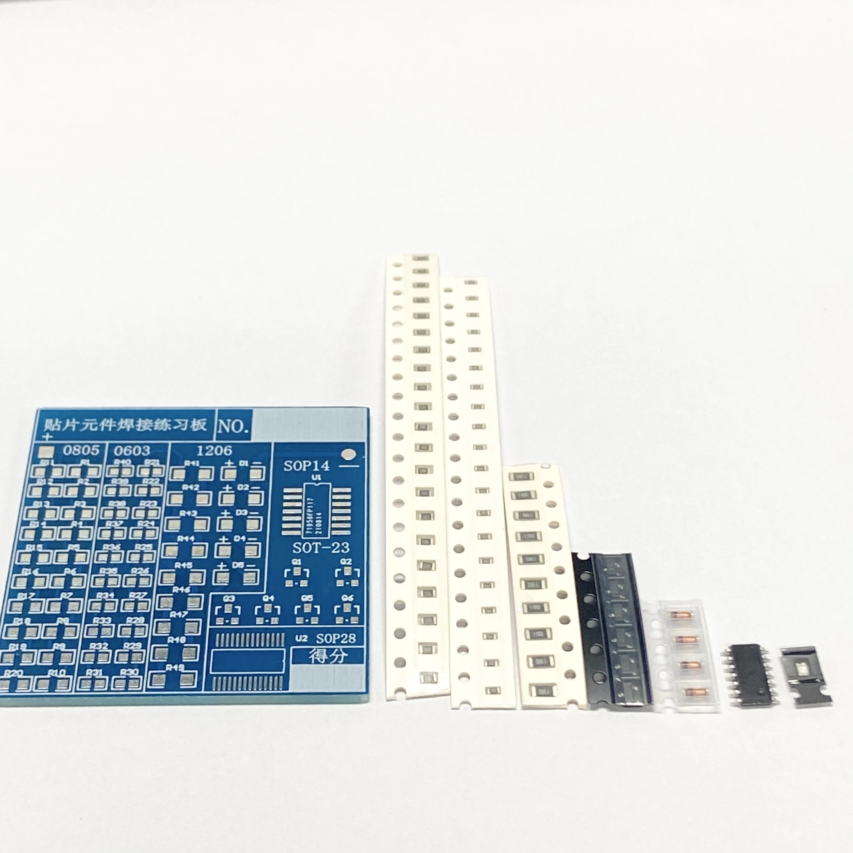 

SMD practice version SMD component welding board Electrical and electronic welding technology practice special welding kit