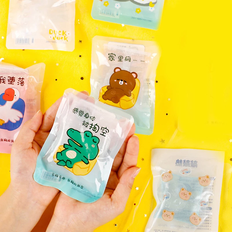 

1PCS Winter Reusable Gel Hand Warmer Cute Word Print Instant Heating Pack Warmer