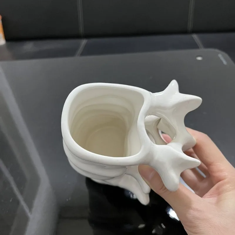 Creative Ceramic Spine Coffee Cup Water Cup Bone Vase Pen Holder Subtle Flaws Nordic Style Gift Personalized Decoration Ornament (art.: 3920cb41014bf) - 3920cb41014bf