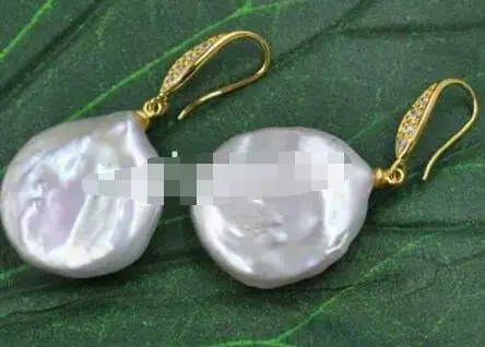 

Smooth luster Similar Baroque FW pearl earring 925