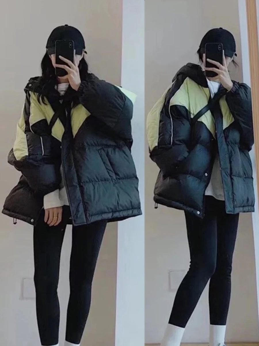 Женский короткий пуховик на белом утином пуху свободный в Корейском стиле 2024