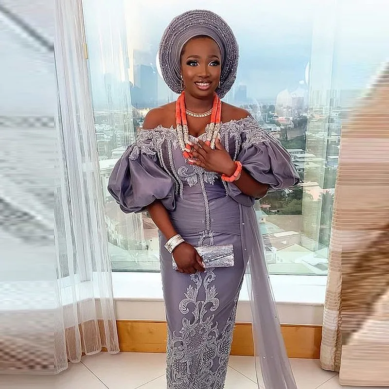 

Женское вечернее платье с юбкой-годе, с открытыми плечами и полурукавами