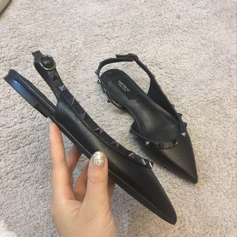 2023 Brand Summer New Women's Sandals Fashion Rivet Flat Shoes Comfortable Casual Sandals Office Women's Shoes