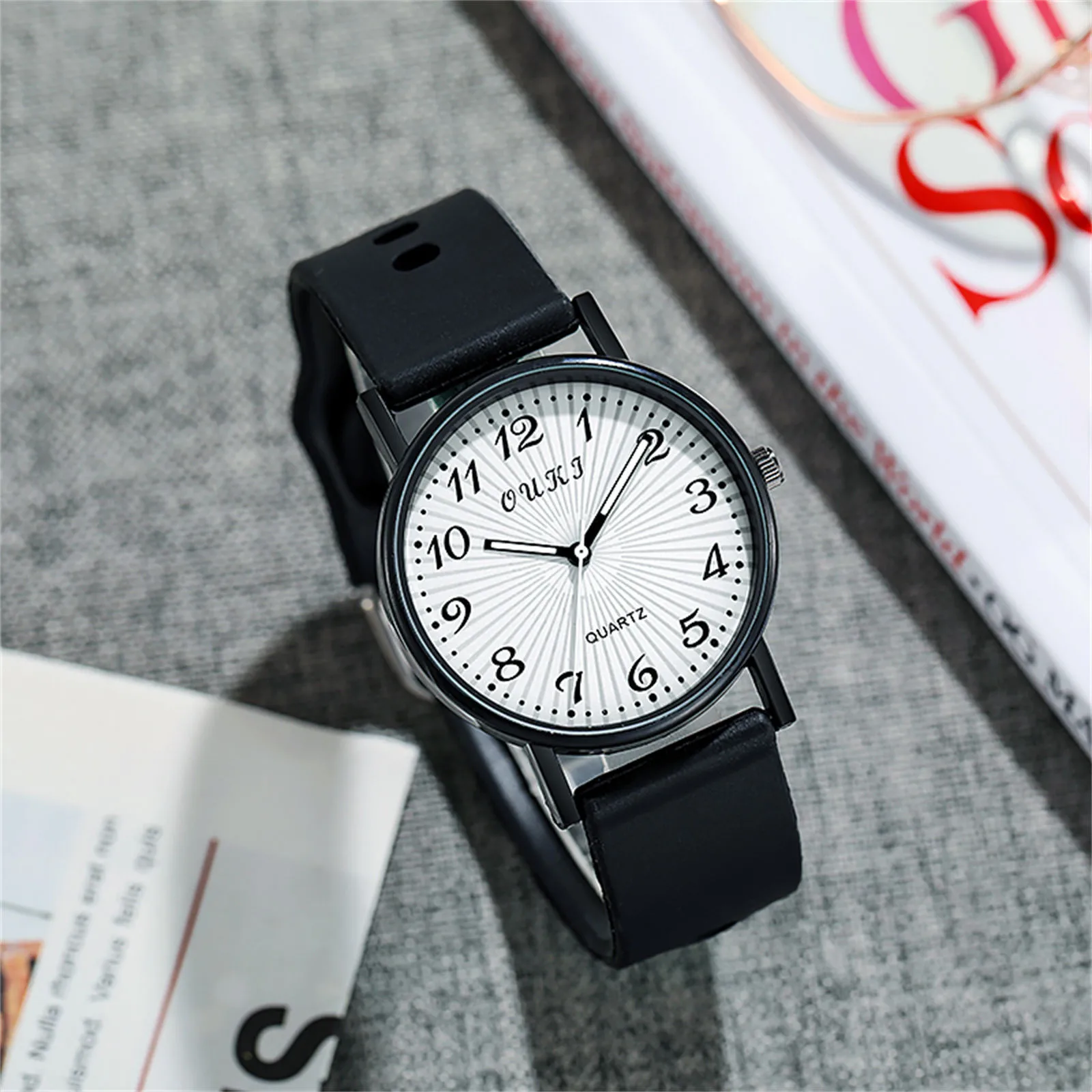 

Fashion Multicolour Silicone Watch Fashion Quartz Wristwatches Simple Digital Wind Ladies Watch Montre Femme Luxe De Marque