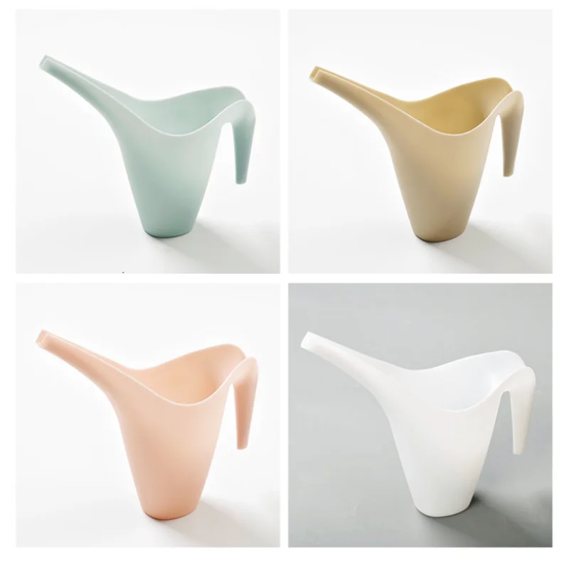 

Plastic pouring water bottle with pointed mouth and long mouth Home flower potted watering watering can gardening watering tool