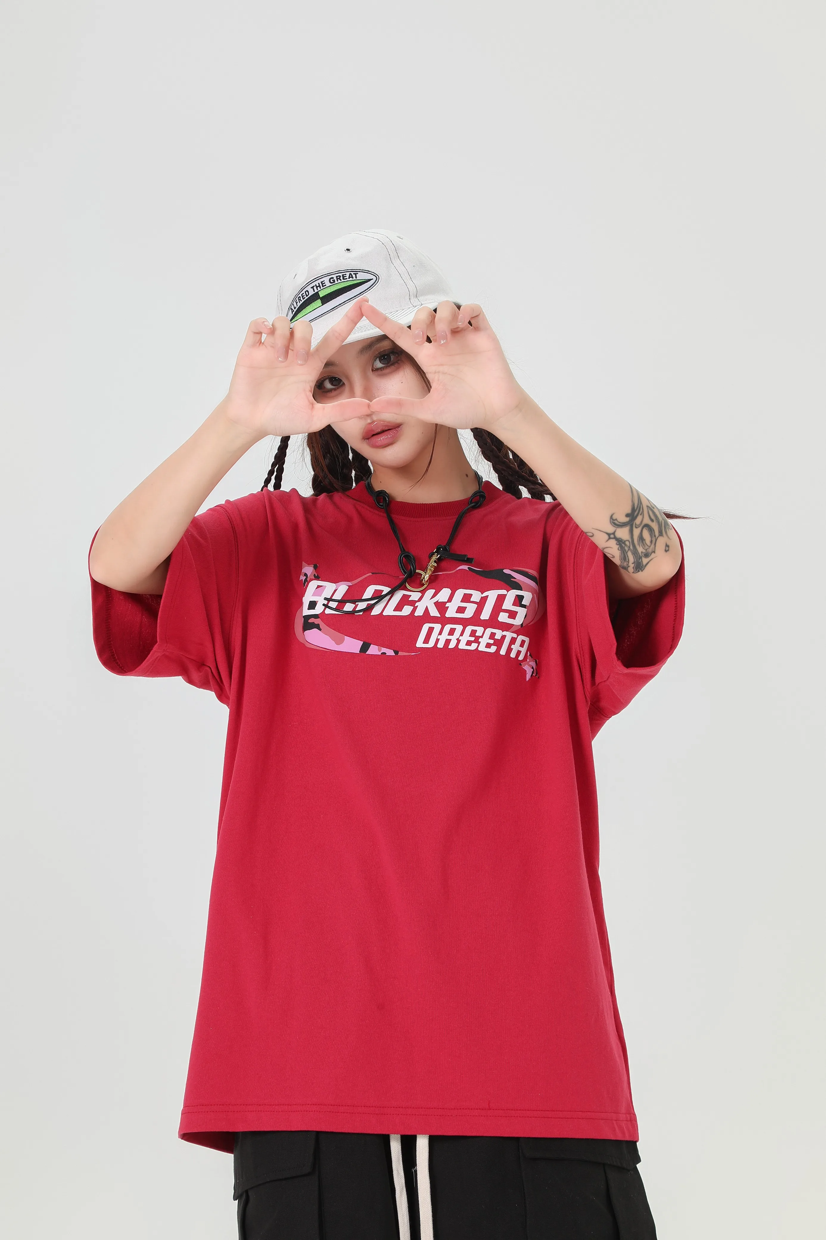 

Man Vintage Oversized Short Sleeve Shirt Women Summer Hip Hop Short Sleeve Streetwear Women Harajuku T-shirt Clothes Loose Tee