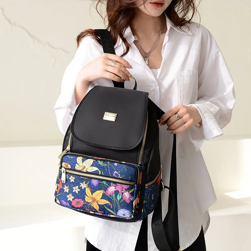 

Women Waterproof Nylon Backpack Ethnic Style Floral Pattern Large Capacity Travel Bag Teenagers Anti-theft School Bags