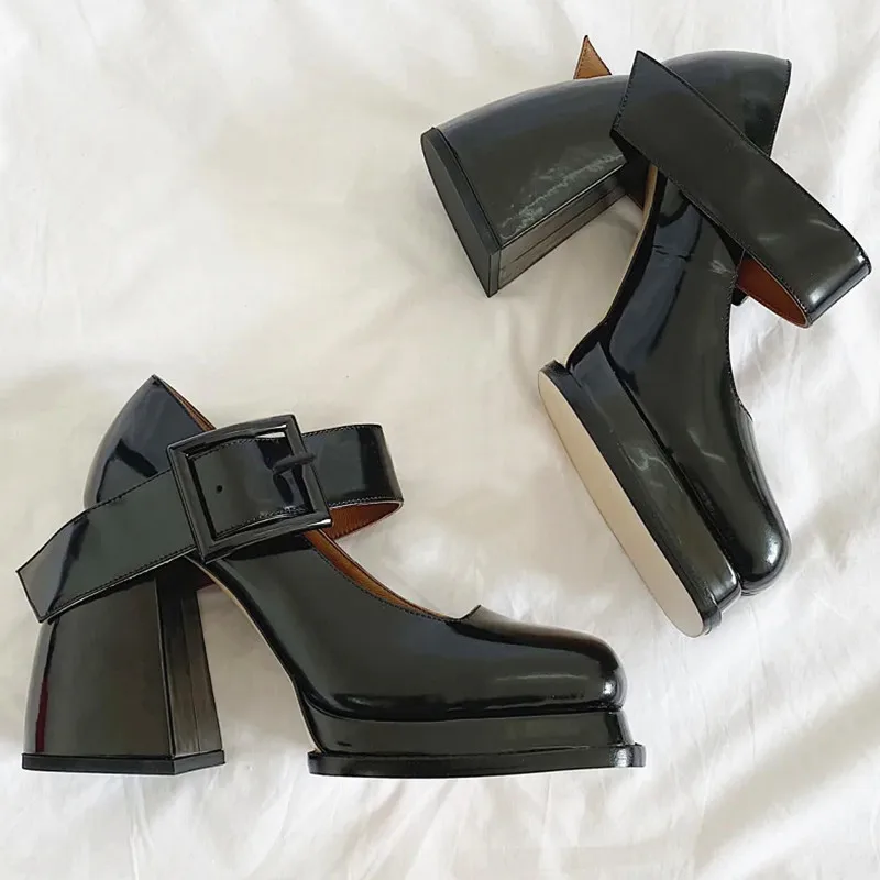 

2022 New Gothic High-heeled Shoes Women Pumps Korean Version of The Wild Thick with Square Head Retro Mary Jane Women's Shoes