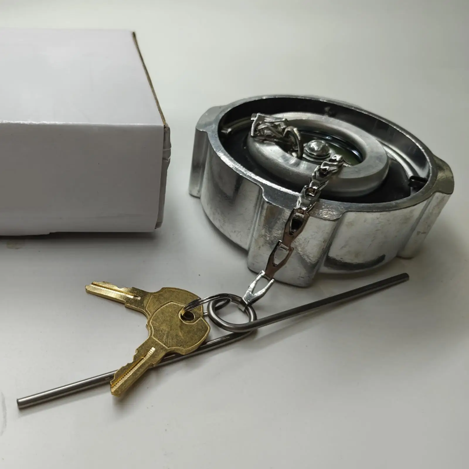 03-37017-002 заменяет запасные части премиум-класса алюминиевая крышка бензобака с