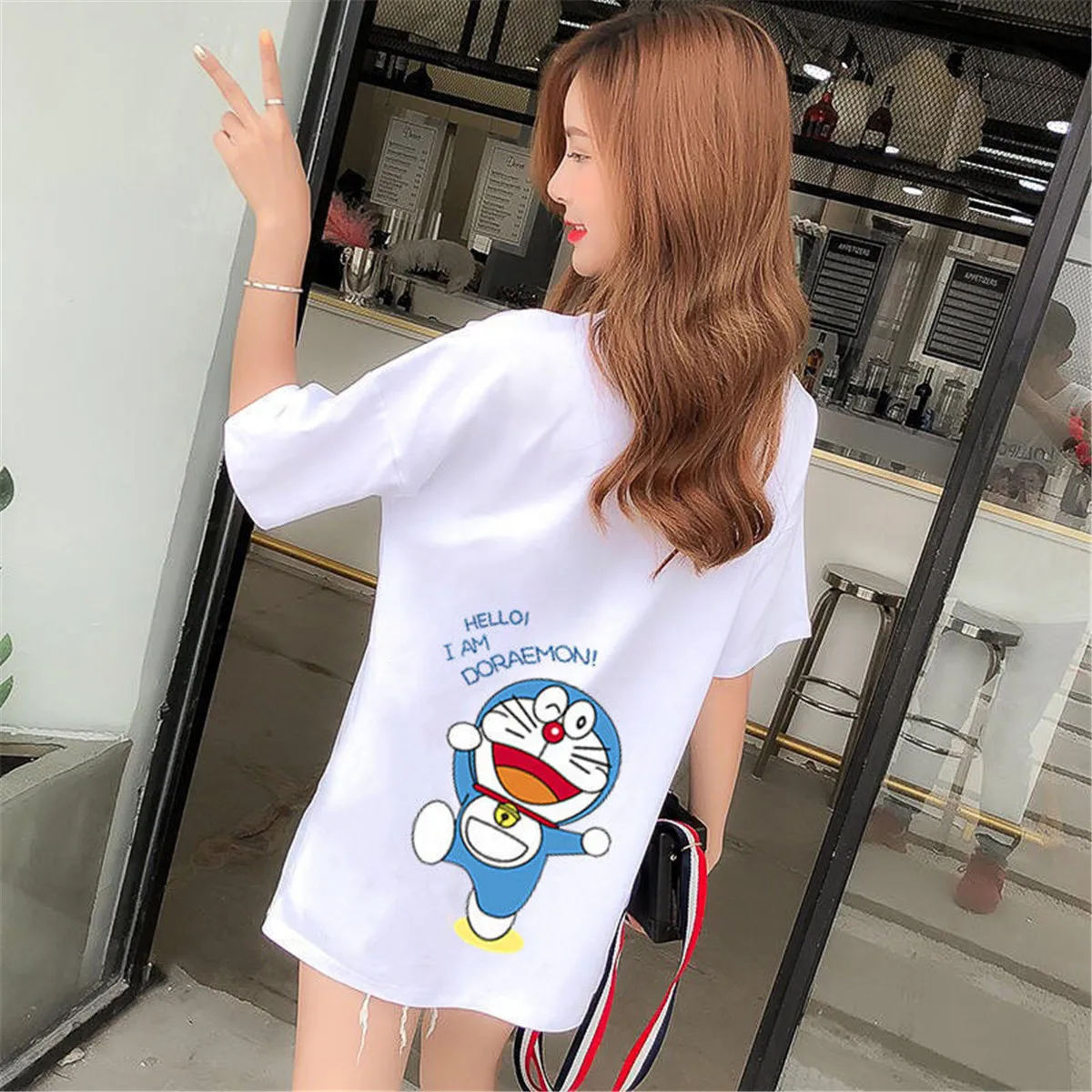 

Женские топы с белым мультяшным принтом Doraemon, женская футболка, Повседневная Свободная Корейская забавная модная одежда в стиле High Street, мил...