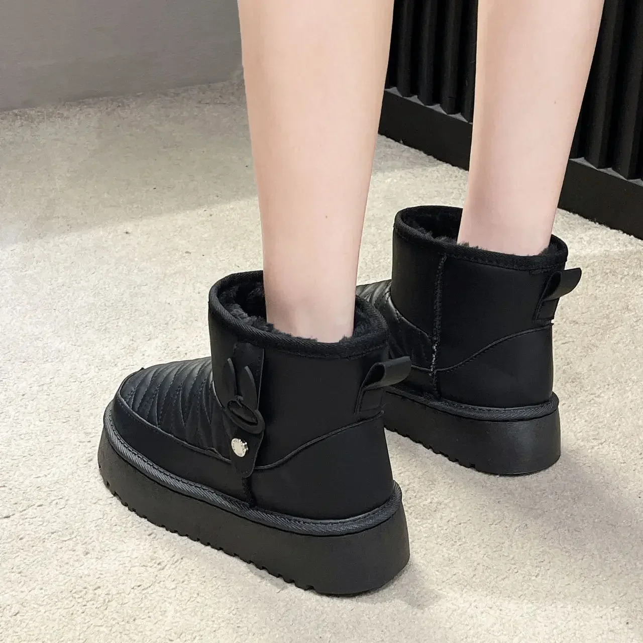 Женские ботильоны зимние ботинки новинка 2024 демисезонные противоскользящие