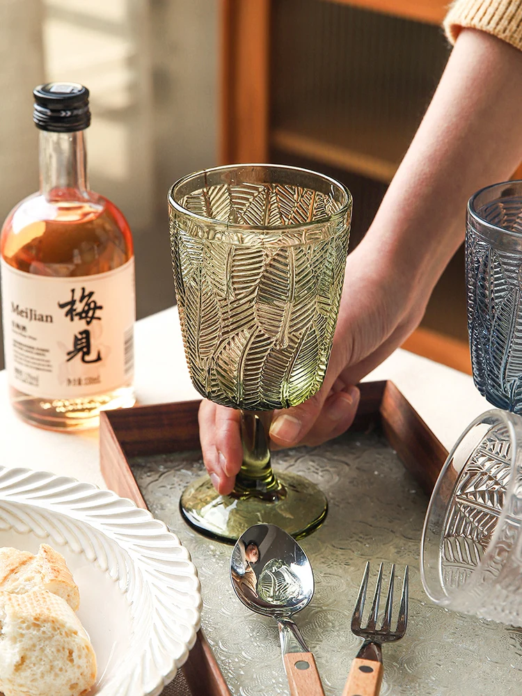 Бокал с французским рельефом бокал в стиле Ins ретро зеленая красная для вина