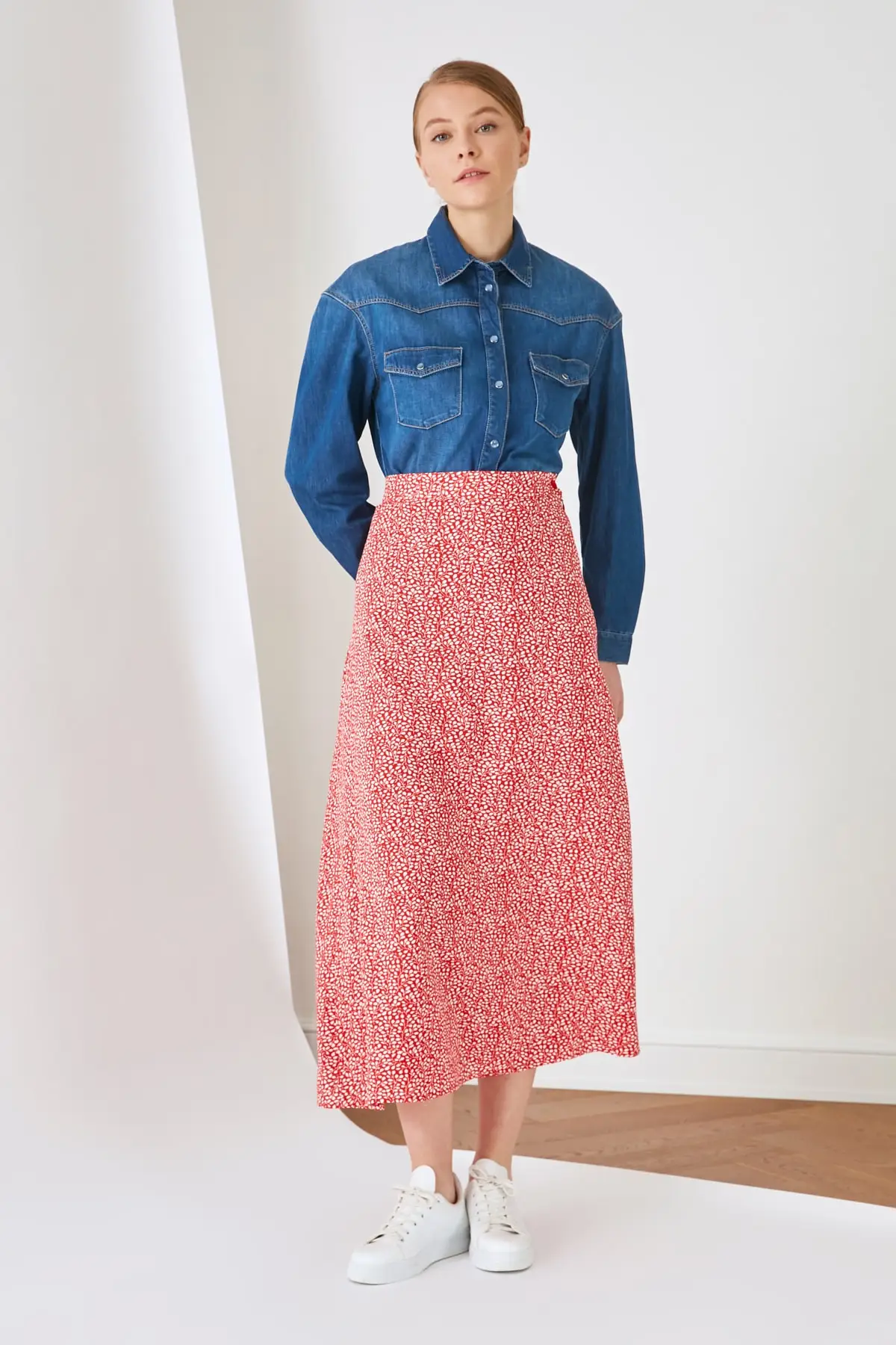 

Trendyol Flower Pattern Lining Viscose Skirt TCTSS21ET0497