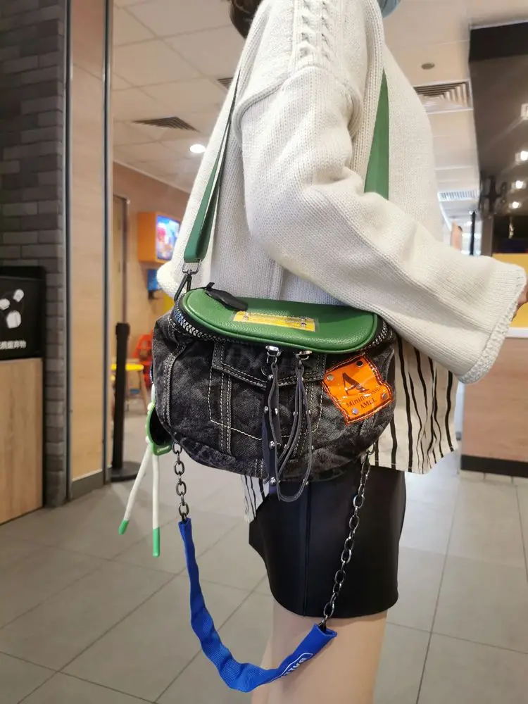 

2022 New Denim with First Layer Cowhide Crossbody Shoulder Bag Fashion Leisure Chain Color Matching Saddle Bag