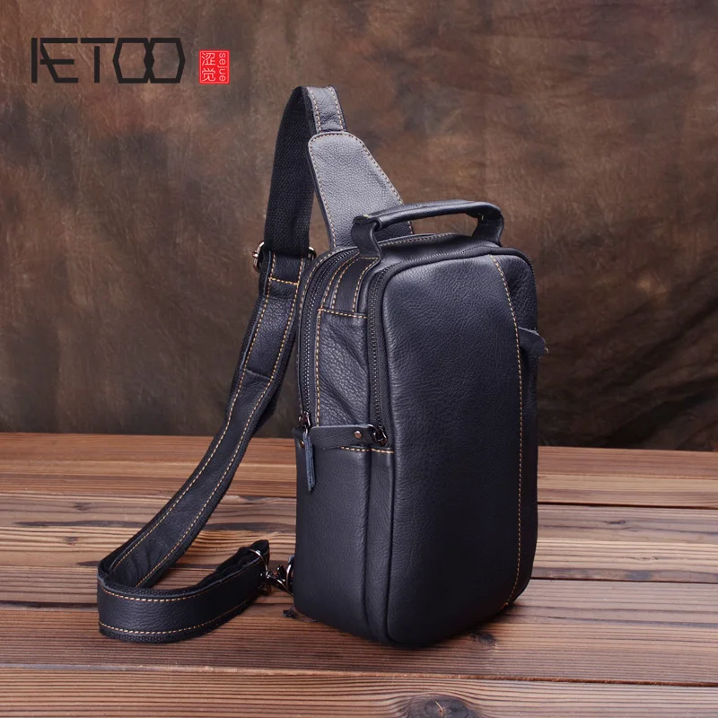 

AETOO Chest bag, men's leather one-shoulder slanted bag, head leather men's sports bag, trend chest casual small pocket