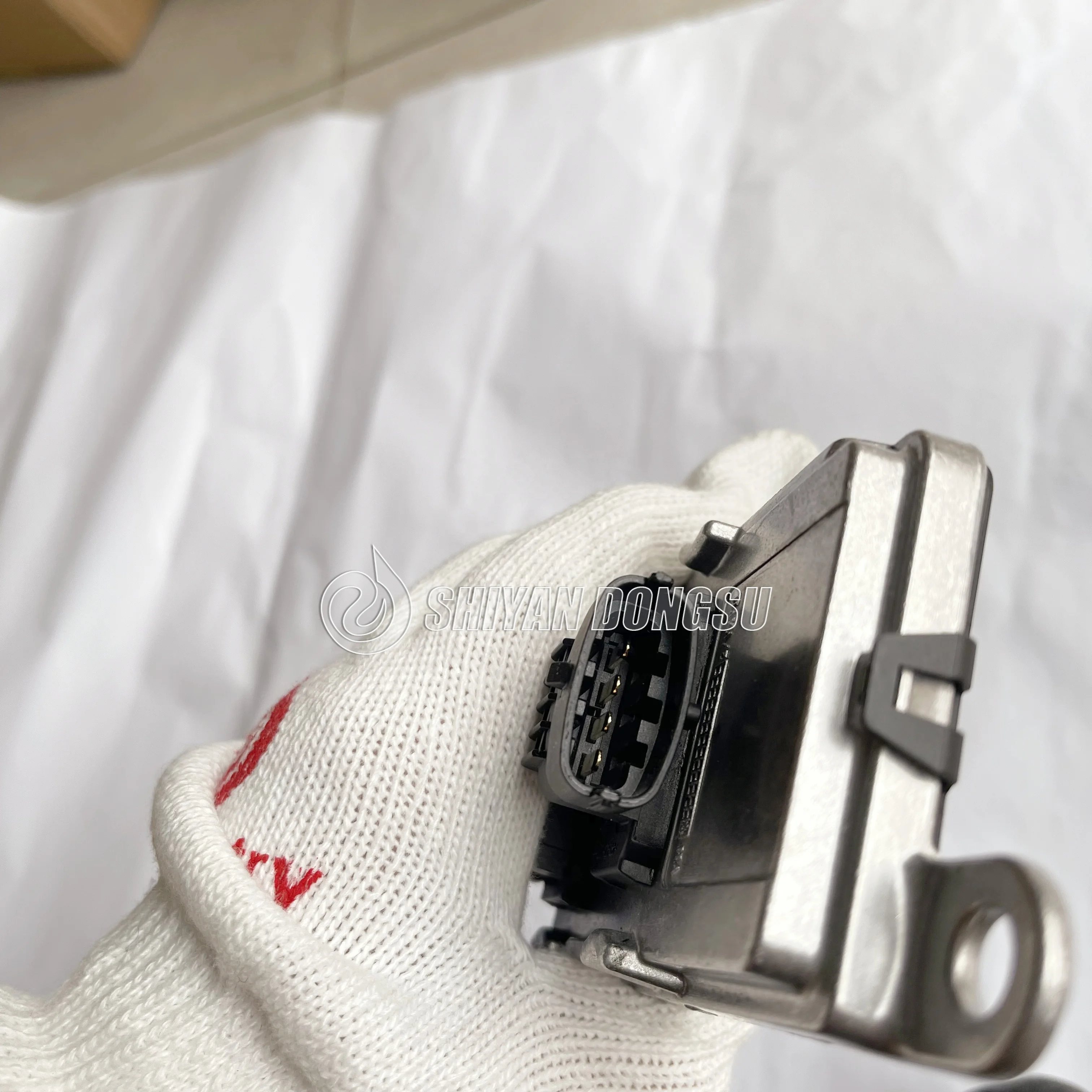 Датчик кислорода Kerax FH B5FH датчик содержания азота 5WK97371 22827993