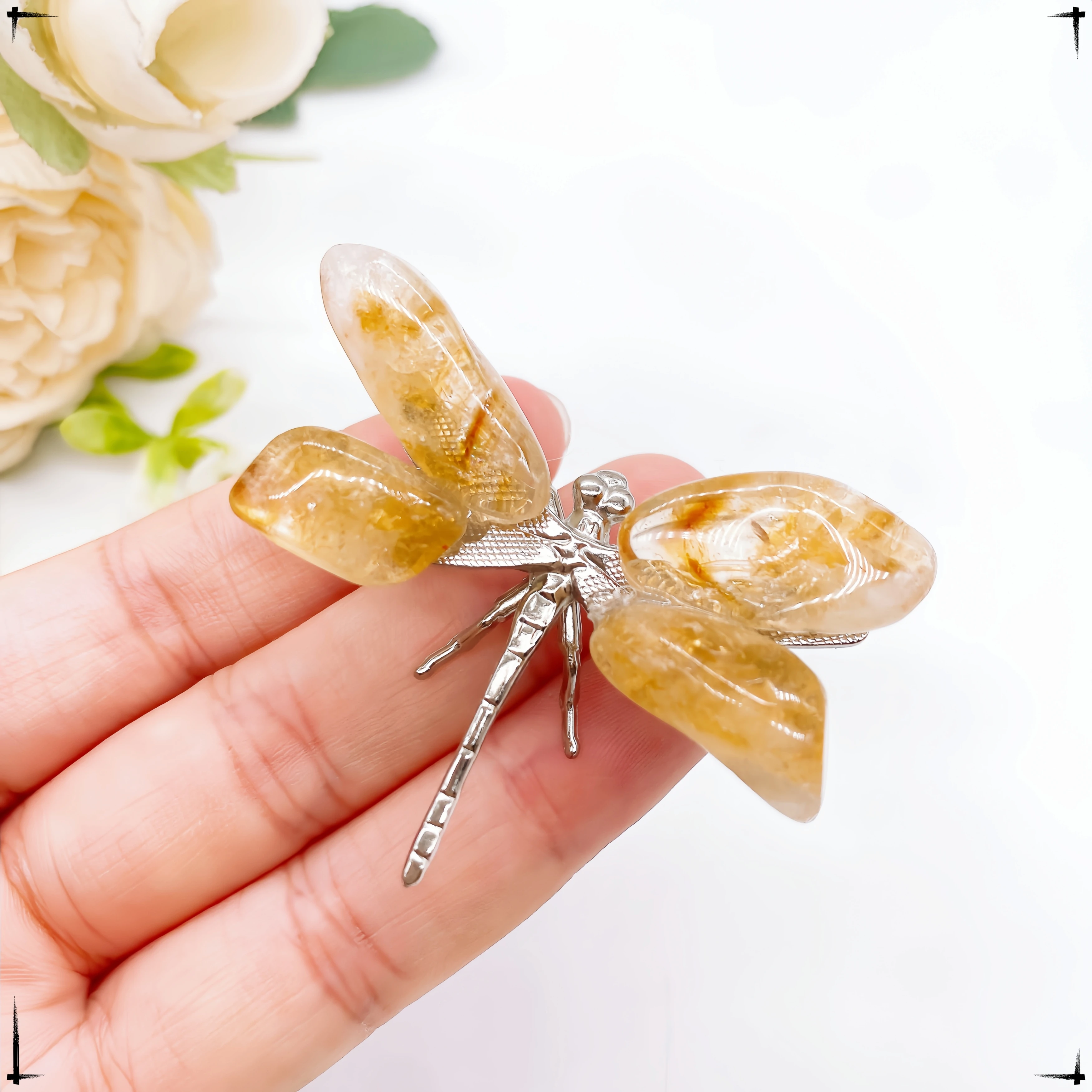 

Натуральный желтый кварц статуэтка стрекоза