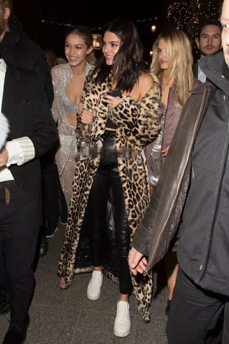 Women's fall and winter hot American INS with the same street suit collar vintage leopard print anti fur long trench coat