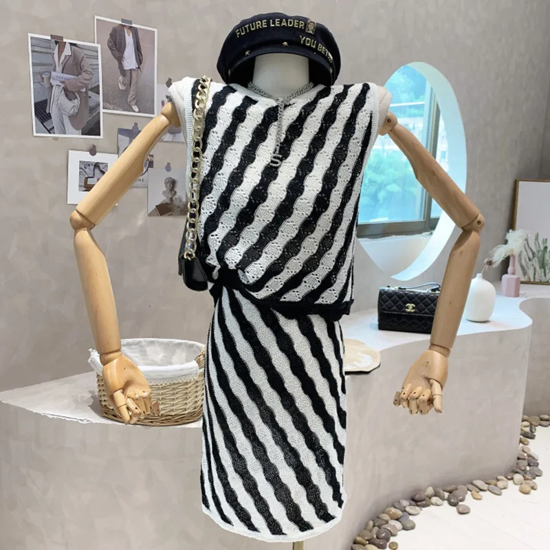 

Женский трикотажный комплект из двух предметов, облегающая юбка в диагональную полоску, с круглым вырезом и высокой талией, комплект из дву...